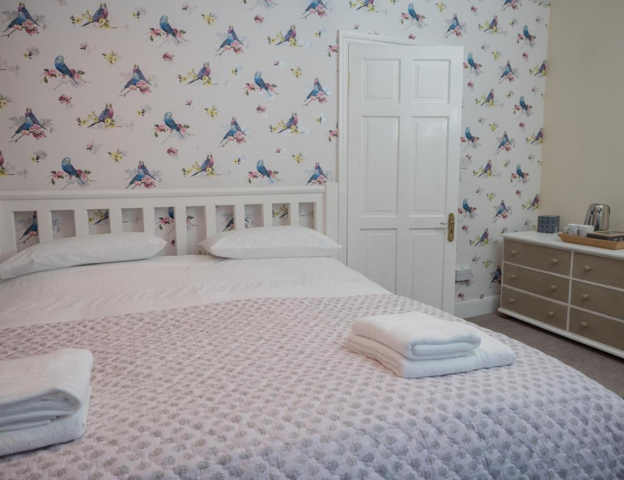 เชิร์ชเอนด์ ฟาร์ม เบด แอนด์ เบรกฟาสต์ Bed & Breakfast Slimbridge ภายนอก รูปภาพ